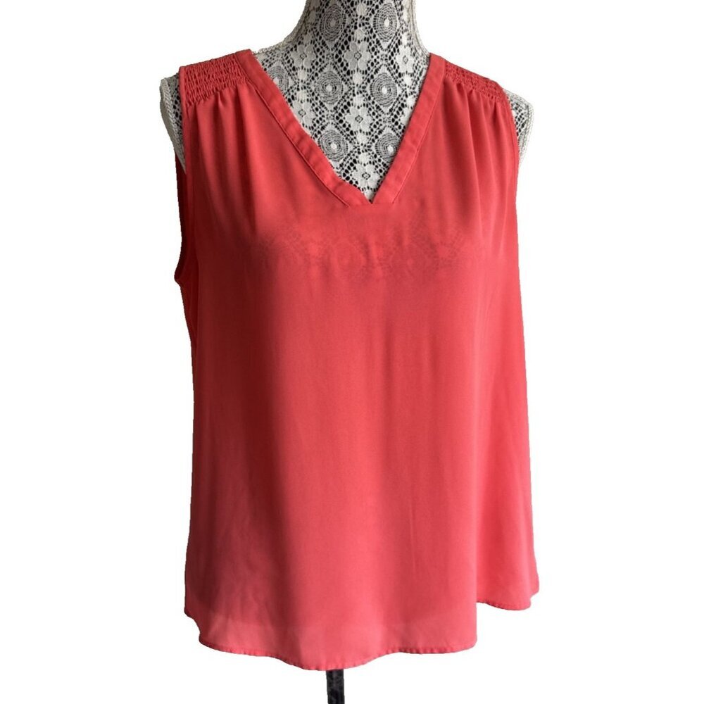 Cynthia Steffe Tank Top, sleevless Blouse, V neck, flowy,‎ orange/ Coral